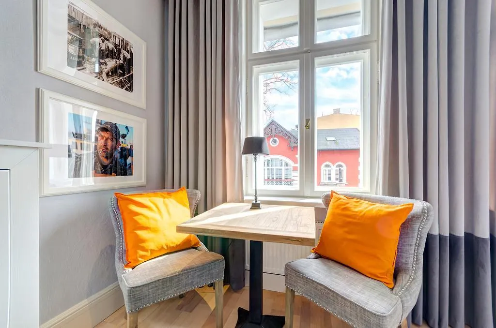 Dom & House - Mokwy Unique Apartments سوبوت 0*,  بولندا